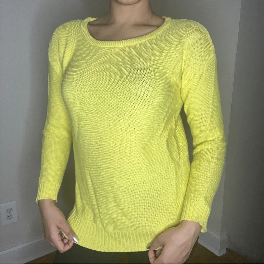 Light Knit Sweater - Picture 6 of 7